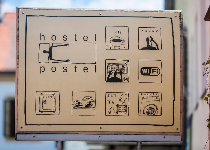 Vandrerhjem Postel *